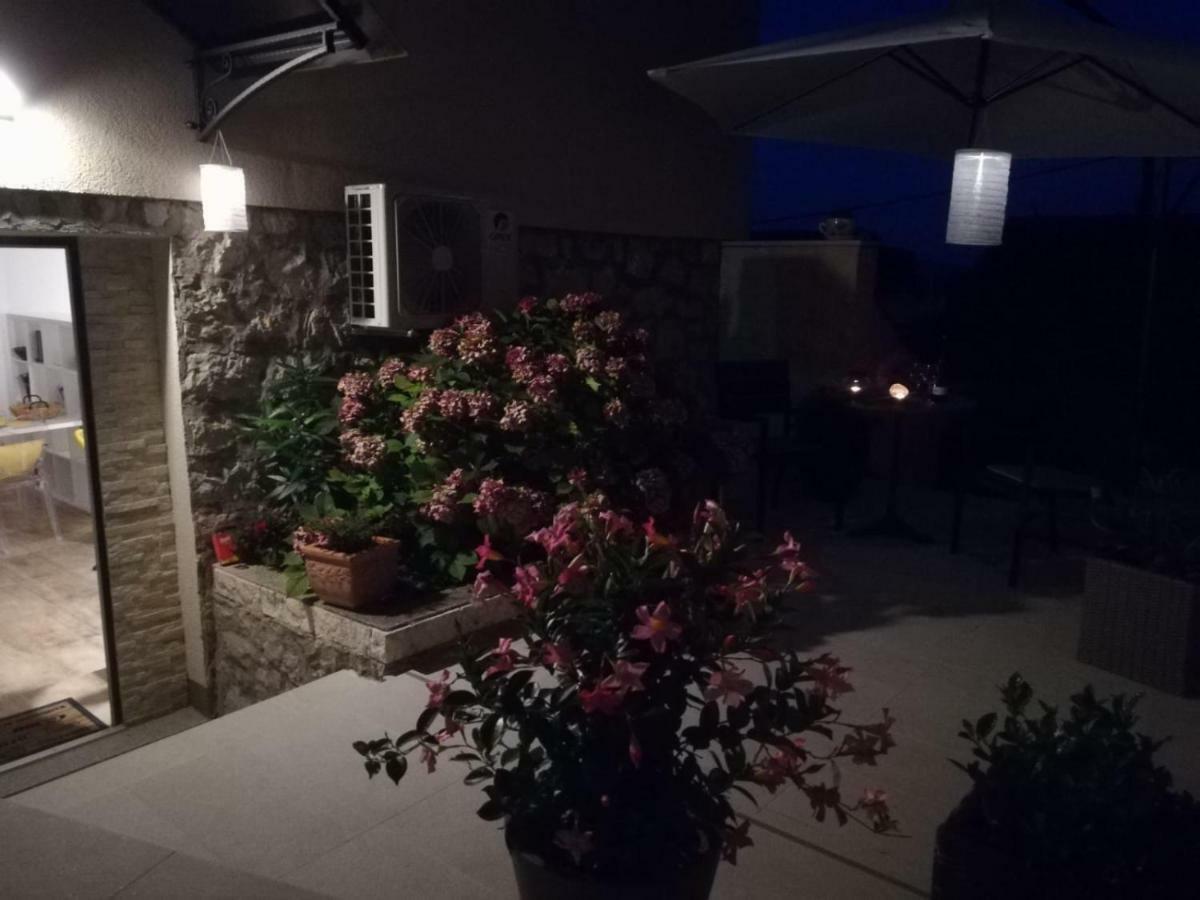Studio Apartman Providence Sibenik Exterior photo